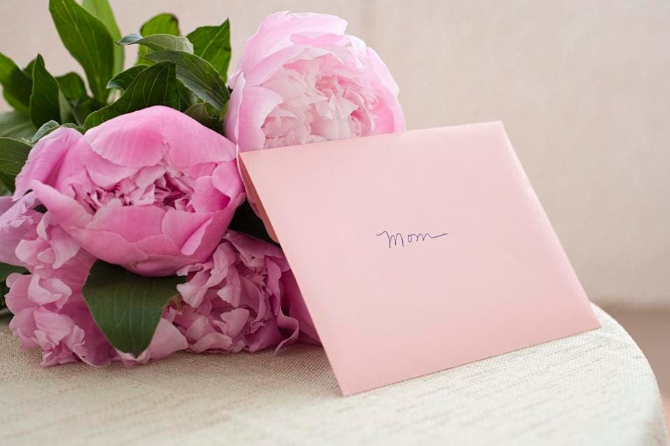 32 Thoughtful Mother’s Day Gifts for the Design-Loving Mom