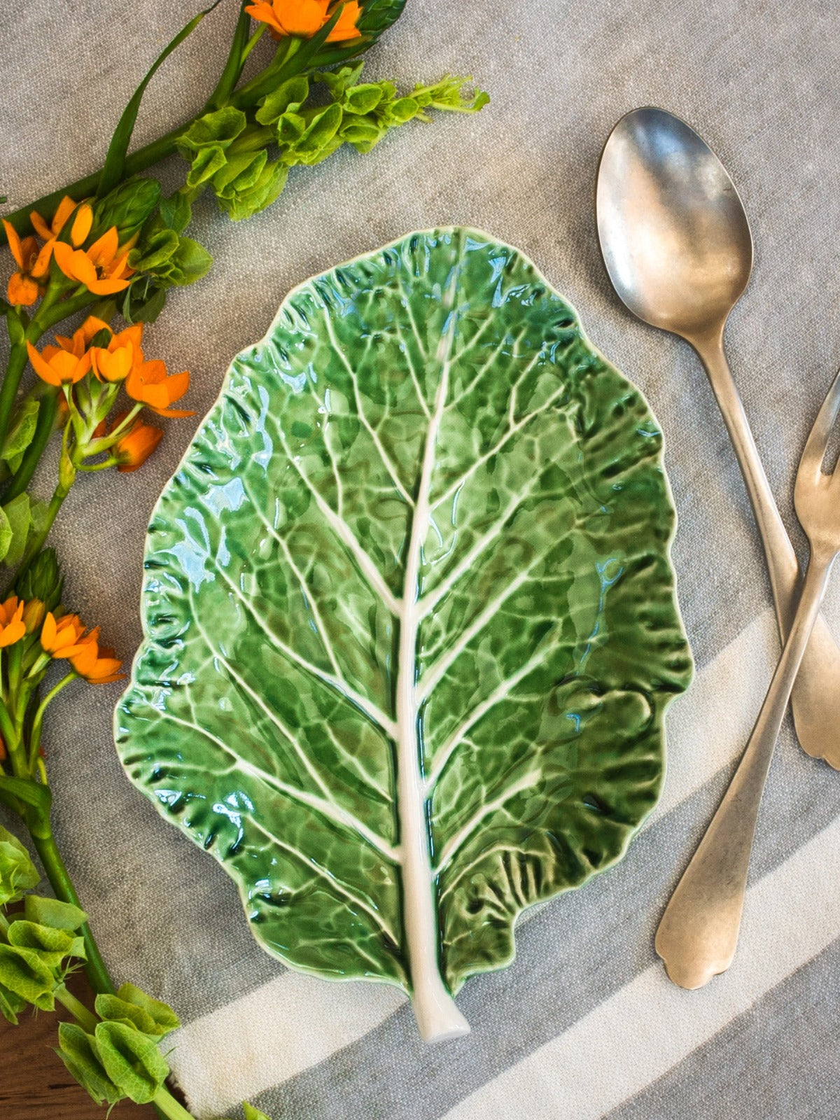 Cabbage Leaf serving Bowls Bordallo Pinheiro